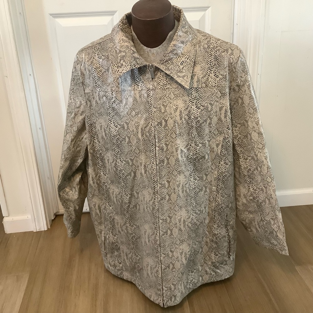 Jacket animal print Venezia sneak print Jacket size 22-24
